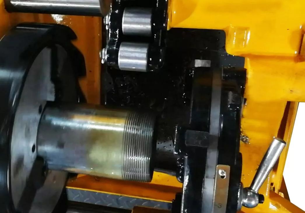 臺(tái)式套絲機(jī)(圖7)