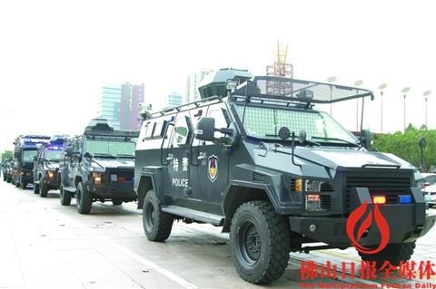 帥爆了 “變形金剛！南海投用一批特種警用裝備車輛