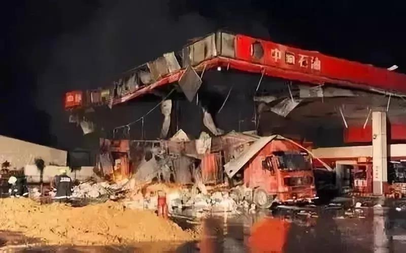 元宵放孔明燈：不要讓放飛的“夢(mèng)想”，變成別人的災(zāi)難！(圖2)