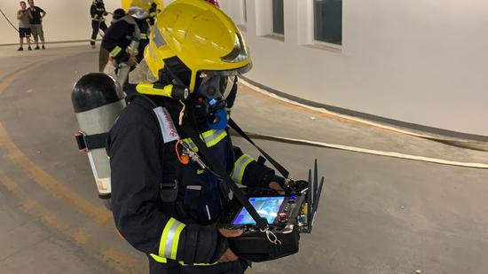 消防機(jī)器人、水下航行器…北京應(yīng)急救援新添“機(jī)器戰(zhàn)警”(圖3)